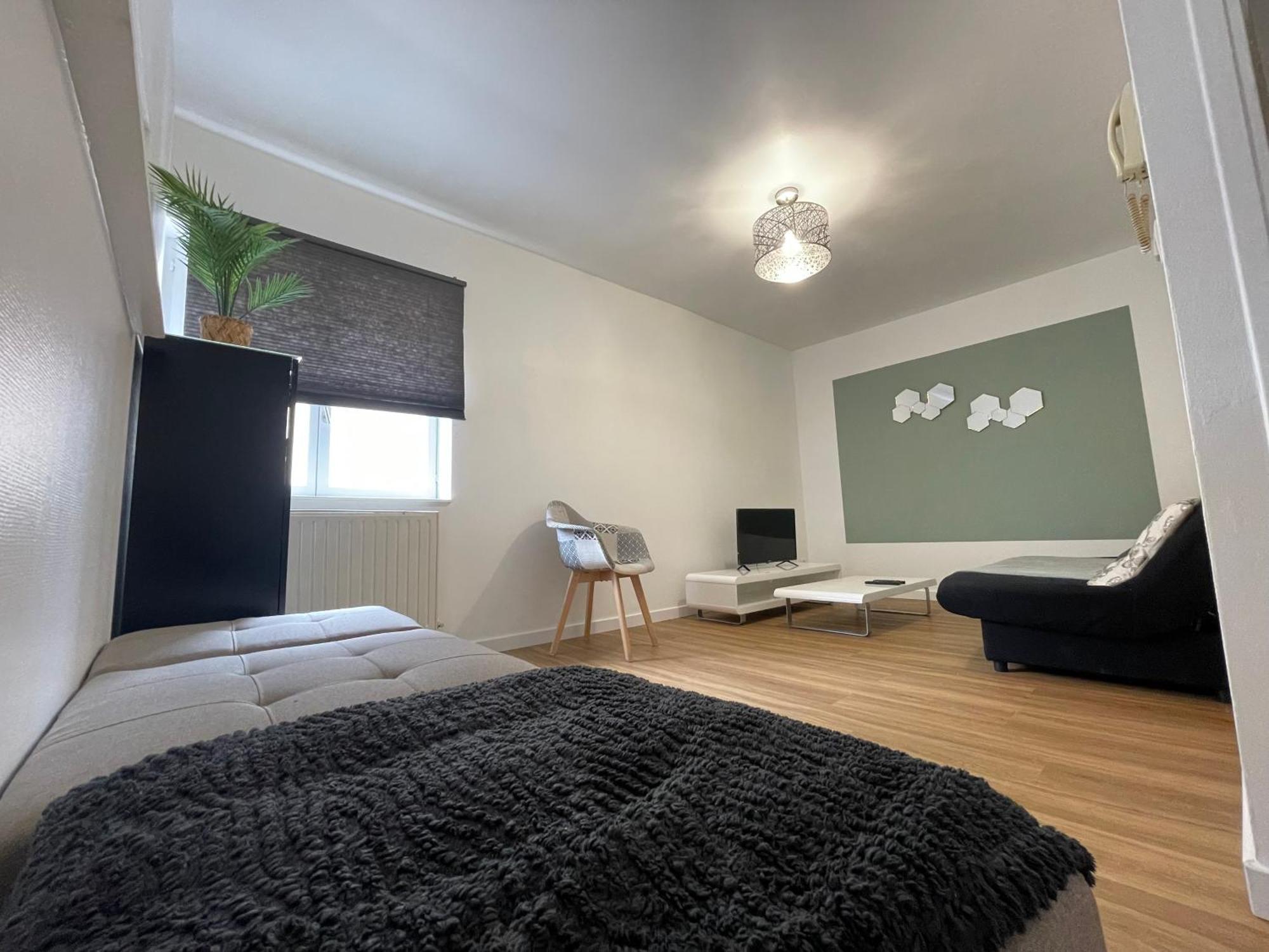 Apartamento Hexagone Wifi Un Sejour A Part Longeville-les-Metz Exterior foto